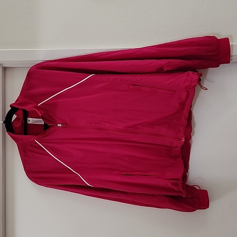 Lululemon License to Train Lightweight Jacket in Passionate EUC